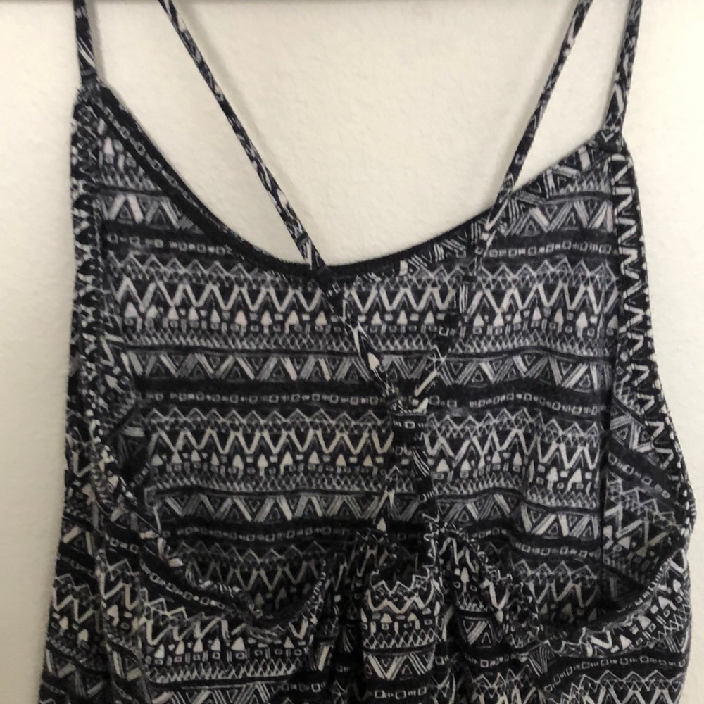 Romper - Picture 2 of 4